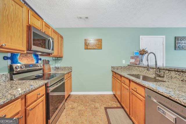 110 Tomkins Creek Trail, Forsyth, GA 31029