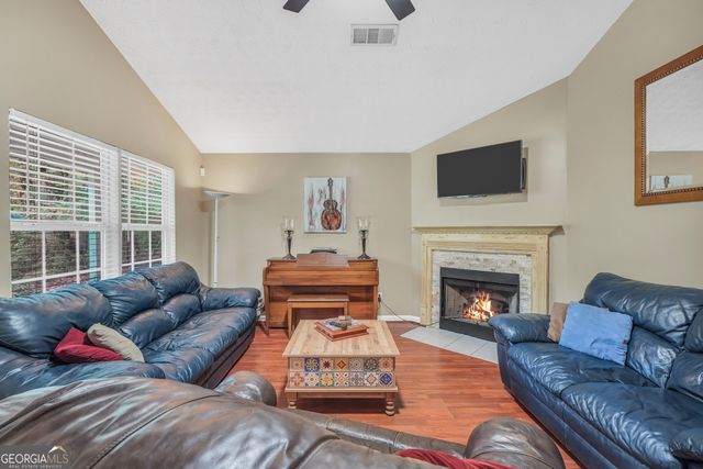 110 Tomkins Creek Trail, Forsyth, GA 31029