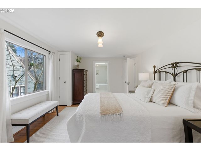 3844 Ne 21ST Ave, Portland, OR 97212