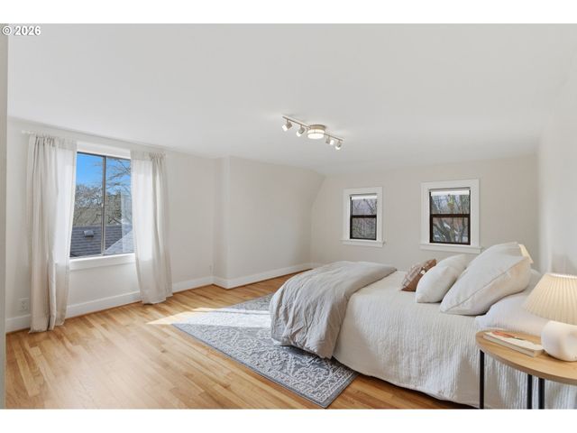 3844 Ne 21ST Ave, Portland, OR 97212