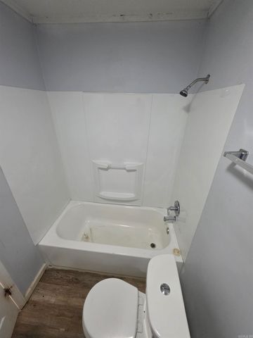 5917 Chaucer Ln, Little Rock, AR 72209