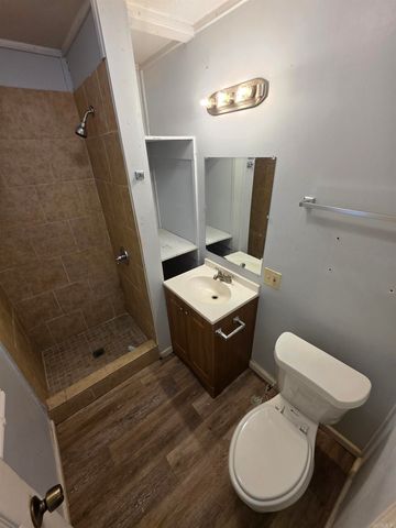 5917 Chaucer Ln, Little Rock, AR 72209