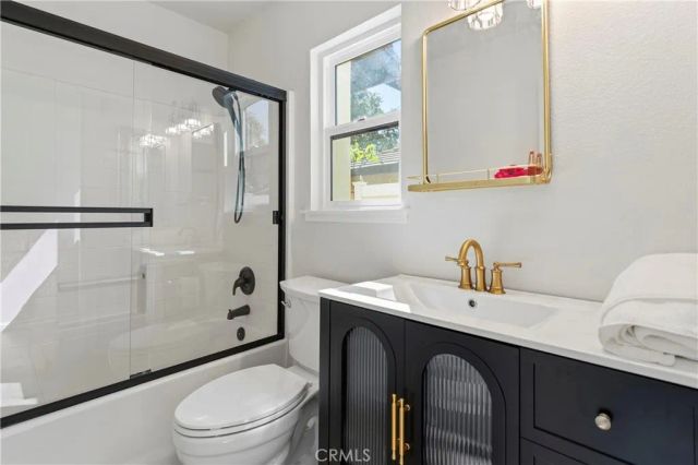 976 Hemingway, Corona, CA 92878
