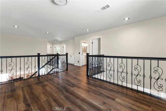 976 Hemingway, Corona, CA 92878