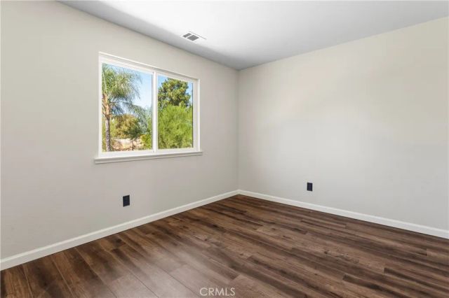 976 Hemingway, Corona, CA 92878