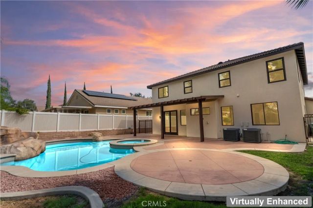976 Hemingway, Corona, CA 92878
