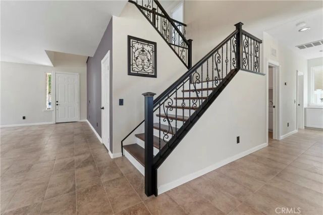976 Hemingway, Corona, CA 92878