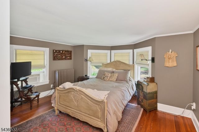 35 Woodledge Rd, Watchung Boro, NJ 07069