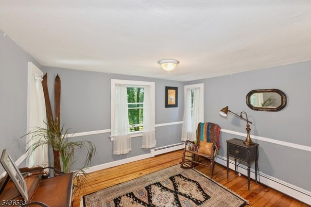 35 Woodledge Rd, Watchung Boro, NJ 07069