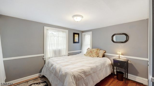 35 Woodledge Rd, Watchung Boro, NJ 07069