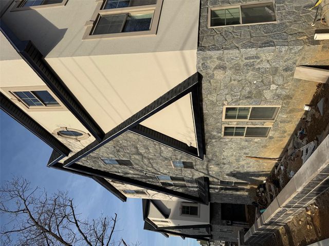 65 W 2nd Street 3, Mount Vernon, NY 10550