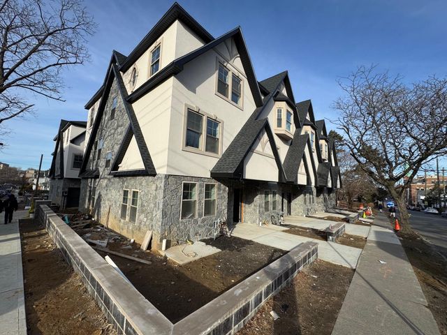 65 W 2nd Street 3, Mount Vernon, NY 10550