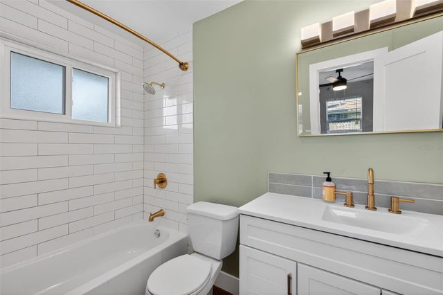 1841 DOUGLAS AVENUE, Dunedin, FL 34698