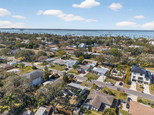 1841 DOUGLAS AVENUE, Dunedin, FL 34698