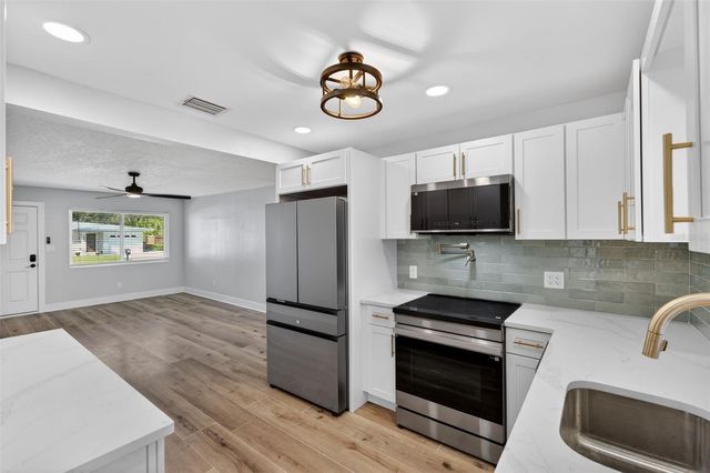 1841 DOUGLAS AVENUE, Dunedin, FL 34698