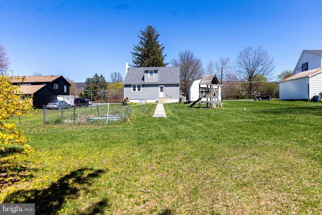 4568 NEWMAN RD, Fayetteville, PA 17222