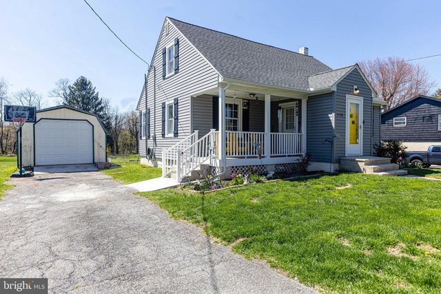 4568 NEWMAN RD, Fayetteville, PA 17222