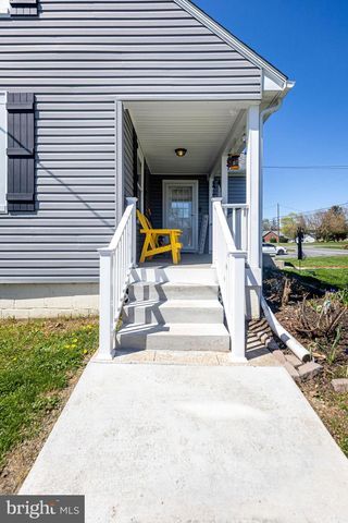 4568 NEWMAN RD, Fayetteville, PA 17222