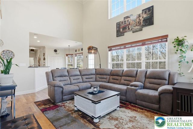 1375 Clearview Road, Coplay Boro, PA 18037