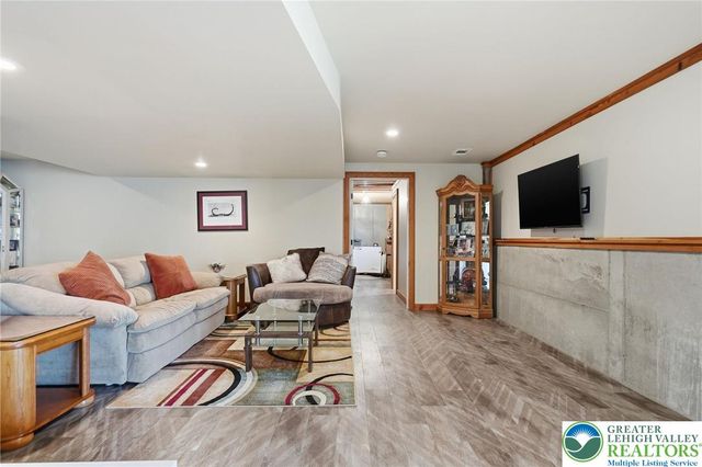 1375 Clearview Road, Coplay Boro, PA 18037