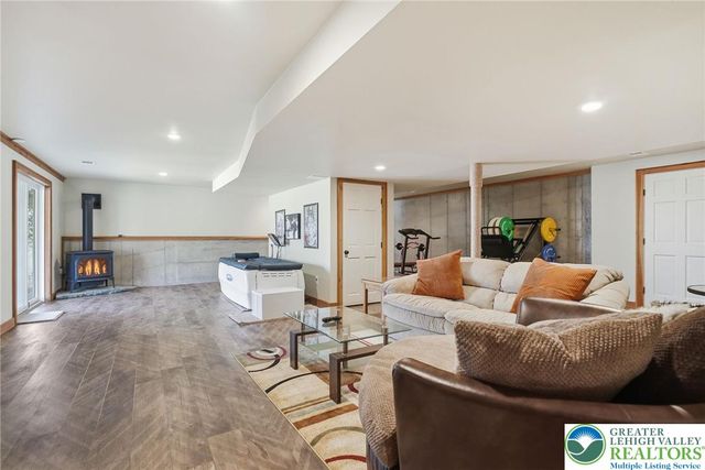 1375 Clearview Road, Coplay Boro, PA 18037