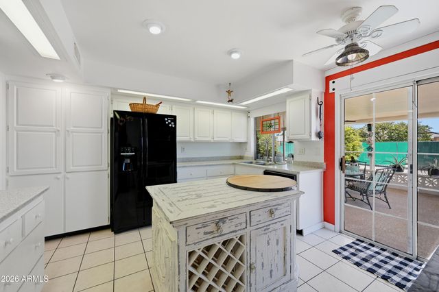 9701 W BRIARWOOD Circle N, Sun City, AZ 85351