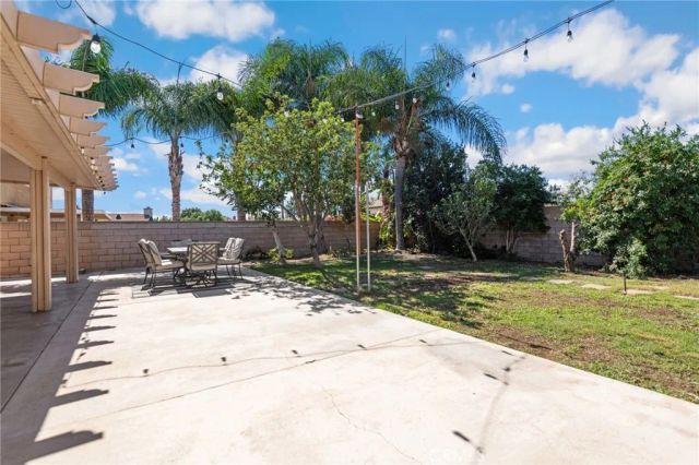7830 Almeria Avenue, Fontana, CA 92336