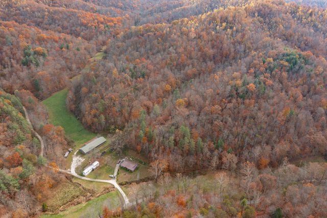 635 Shockey Fork Road, Campton, KY 41301