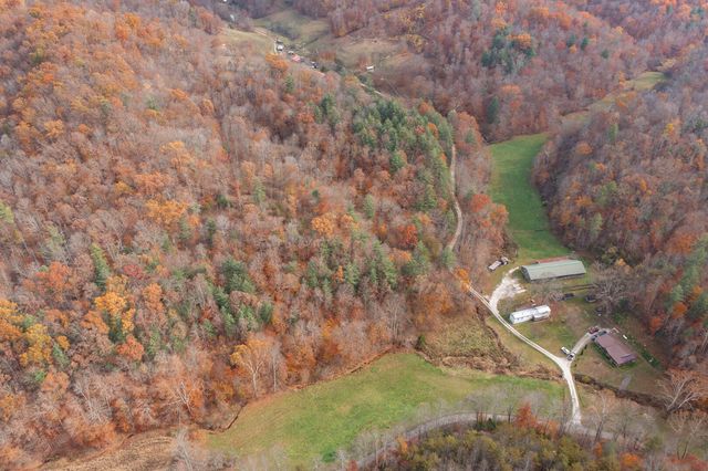 635 Shockey Fork Road, Campton, KY 41301