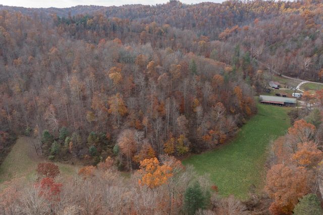 635 Shockey Fork Road, Campton, KY 41301