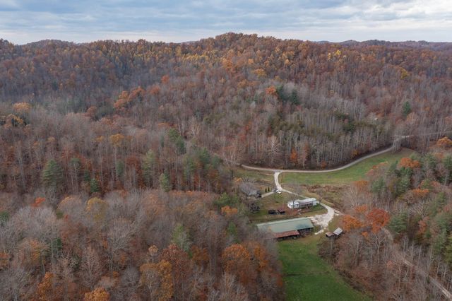 635 Shockey Fork Road, Campton, KY 41301