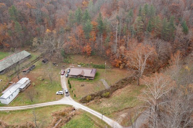 635 Shockey Fork Road, Campton, KY 41301