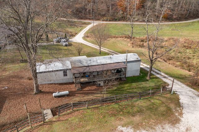 635 Shockey Fork Road, Campton, KY 41301