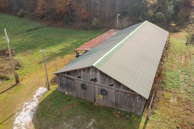 635 Shockey Fork Road, Campton, KY 41301