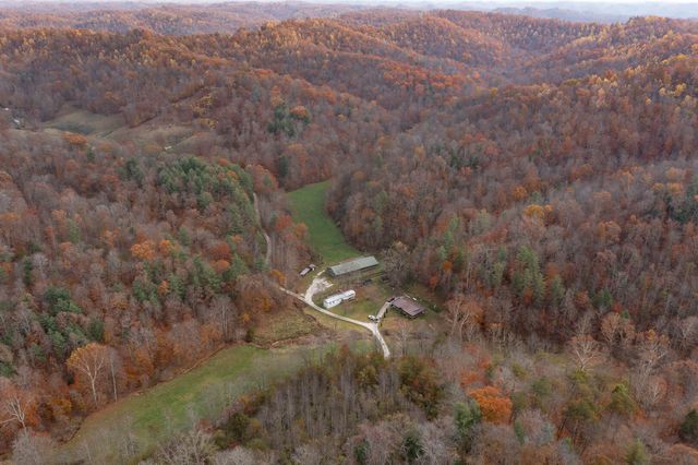 635 Shockey Fork Road, Campton, KY 41301