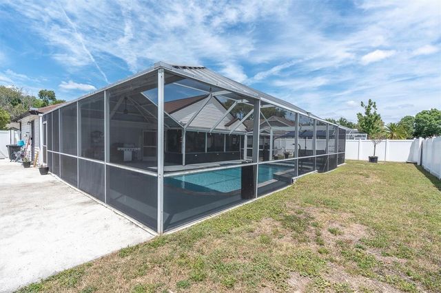 7424 SWAN LAKE DRIVE, New Port Richey, FL 34655