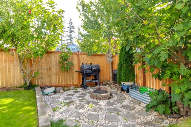 18731 116th Avenue E, Puyallup, WA 98374