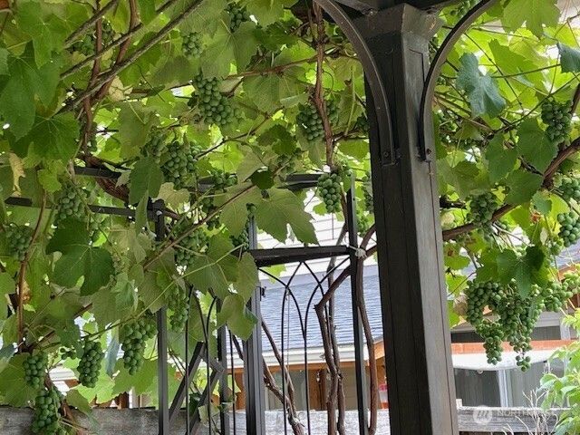 18731 116th Avenue E, Puyallup, WA 98374