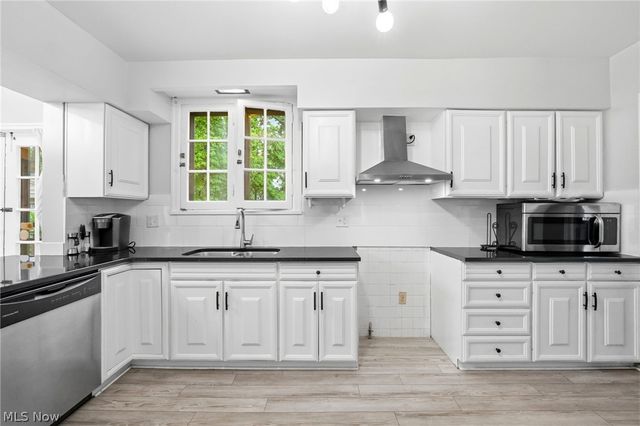 14316 Ashwood Road, Shaker Heights, OH 44120