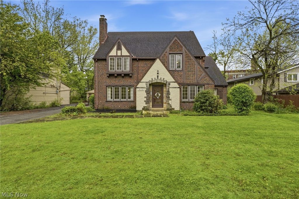 14316 Ashwood Road, Shaker Heights, OH 44120