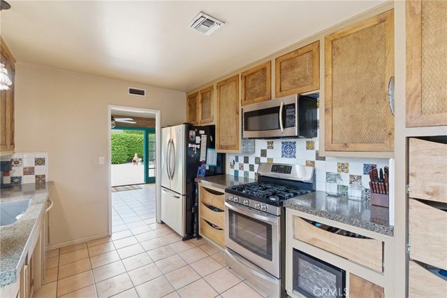 17349 Hartland Street, Lake Balboa, CA 91406