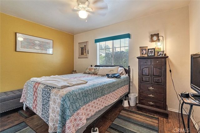 17349 Hartland Street, Lake Balboa, CA 91406