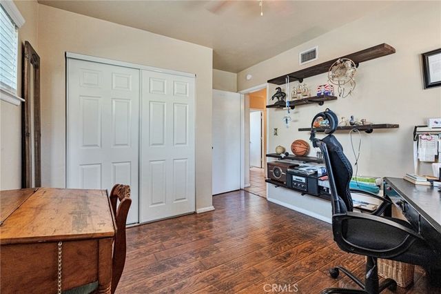 17349 Hartland Street, Lake Balboa, CA 91406