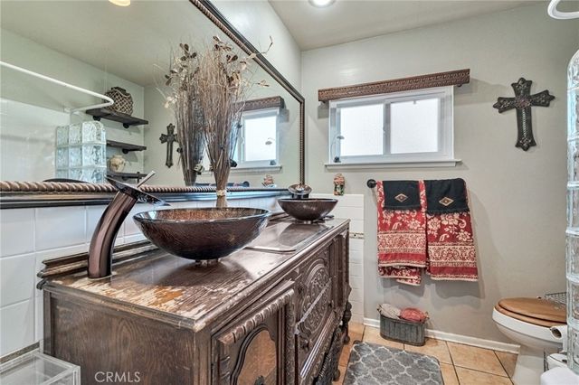 17349 Hartland Street, Lake Balboa, CA 91406