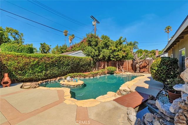 17349 Hartland Street, Lake Balboa, CA 91406