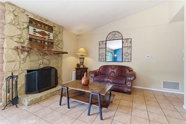 17349 Hartland Street, Lake Balboa, CA 91406