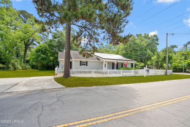 1205 Duncan Drive, Beaufort, SC 29902