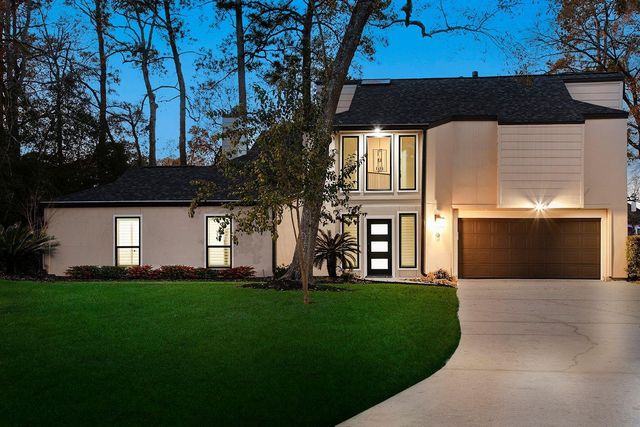 15 Crinkleroot Court, The Woodlands, TX 77380