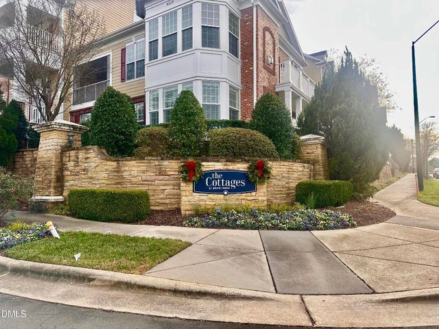 10520 Sablewood Drive Unit 110, Raleigh, NC 27617