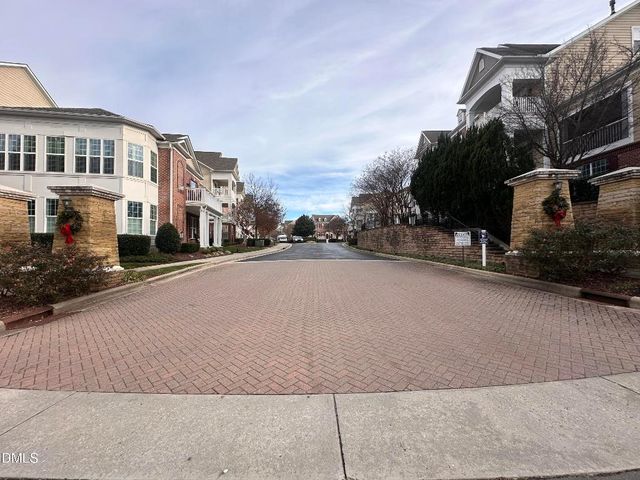 10520 Sablewood Drive Unit 110, Raleigh, NC 27617